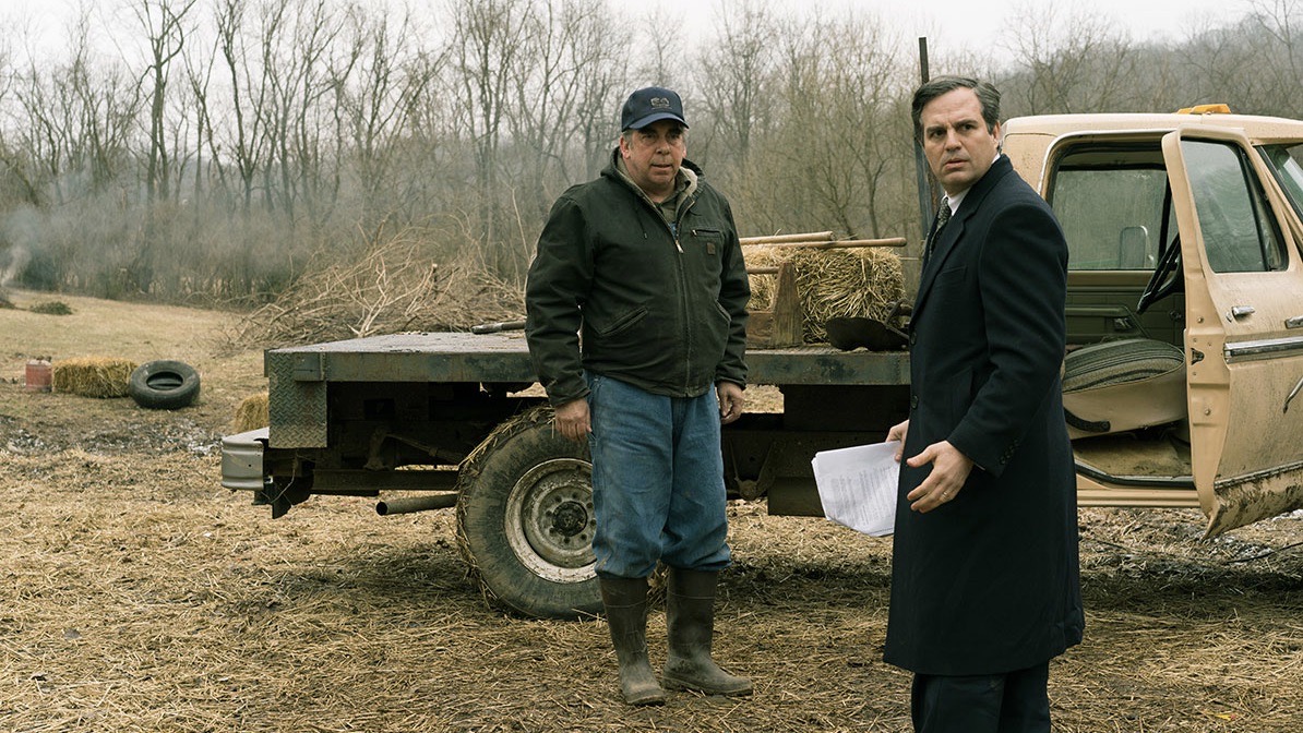 https://staging-parkway.mdfilmfest.com/wp-content/uploads/1573864748_FOCUS-FEATURES_DARK-WATERS_UNIT-16048_BILL-CAMP_MARK-RUFFALO.jpeg