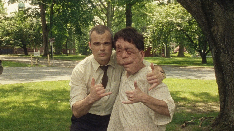 https://staging-parkway.mdfilmfest.com/wp-content/uploads/CHAINEDFORLIFE_3.jpeg