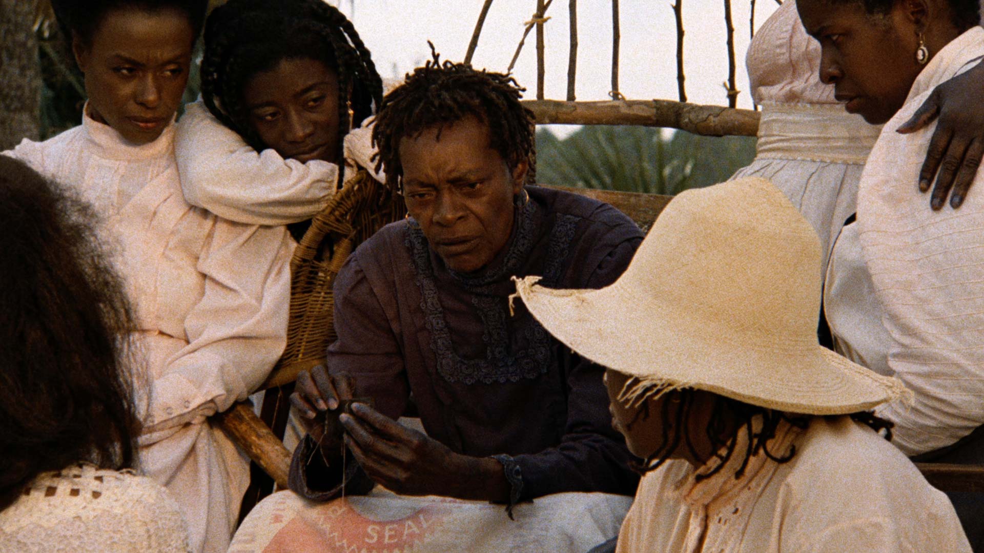 https://staging-parkway.mdfilmfest.com/wp-content/uploads/Daughters-of-the-Dust_Still_WEB_03.jpg