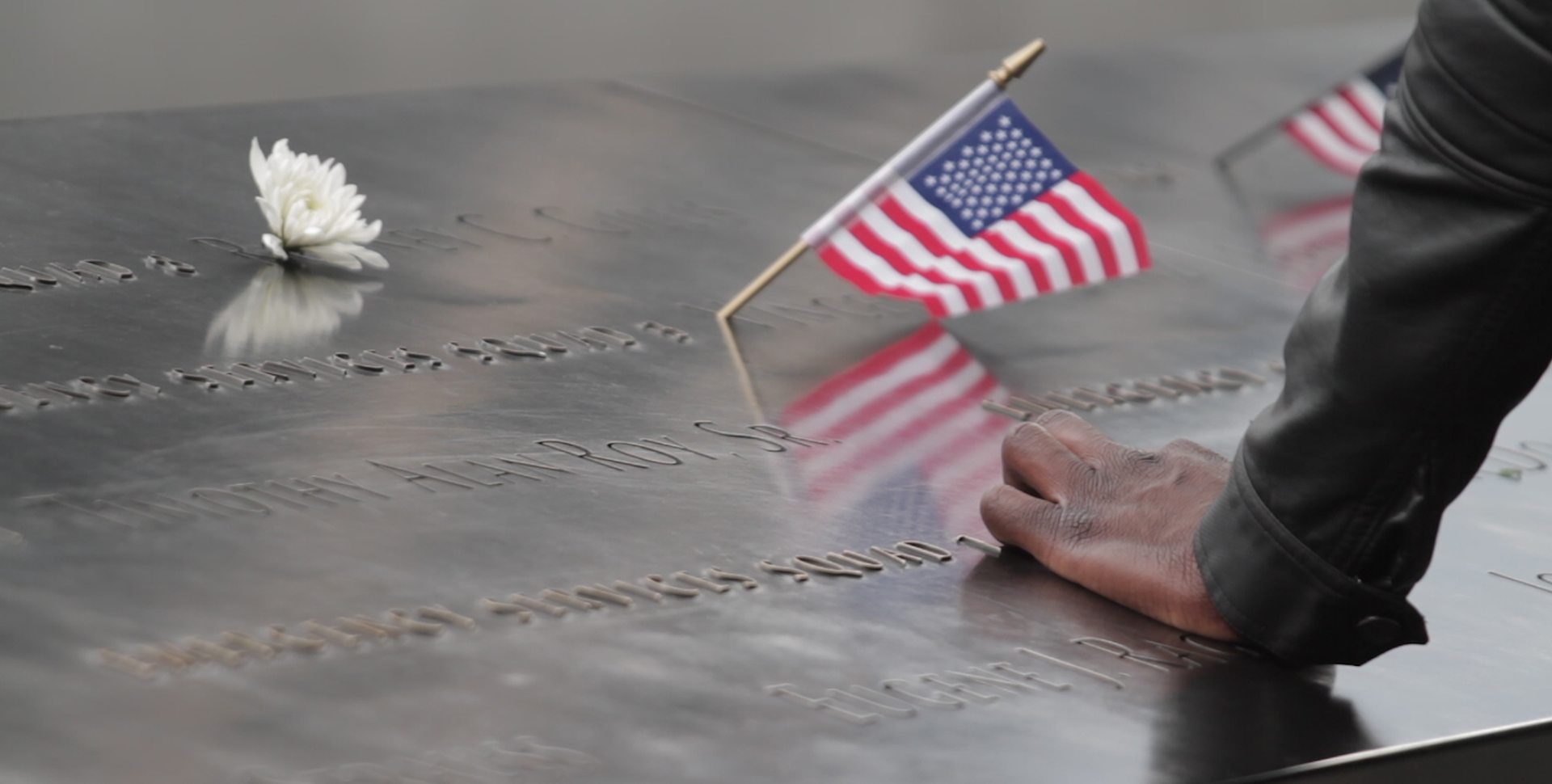 https://staging-parkway.mdfilmfest.com/wp-content/uploads/FOOTPRINT_hand_flag-1-Laura-Heberton.jpg