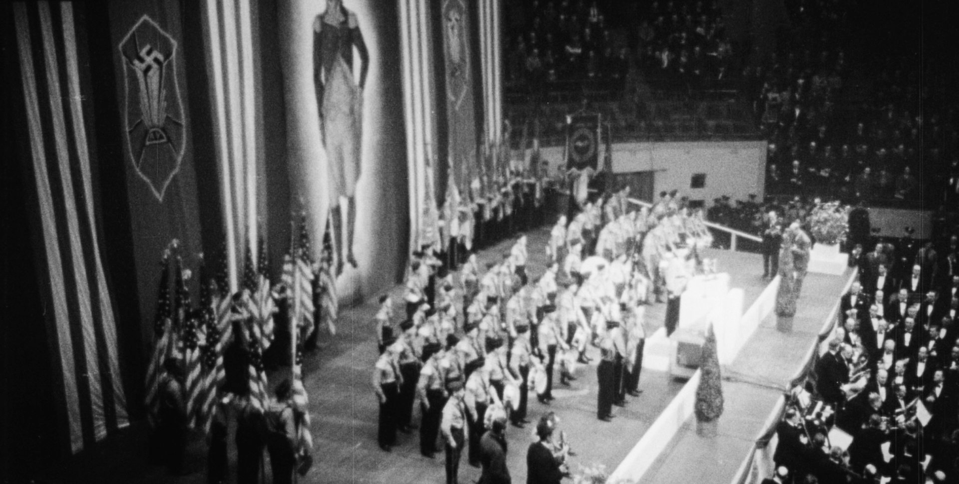 https://staging-parkway.mdfilmfest.com/wp-content/uploads/NightattheGarden_3-June-Jennings.jpg