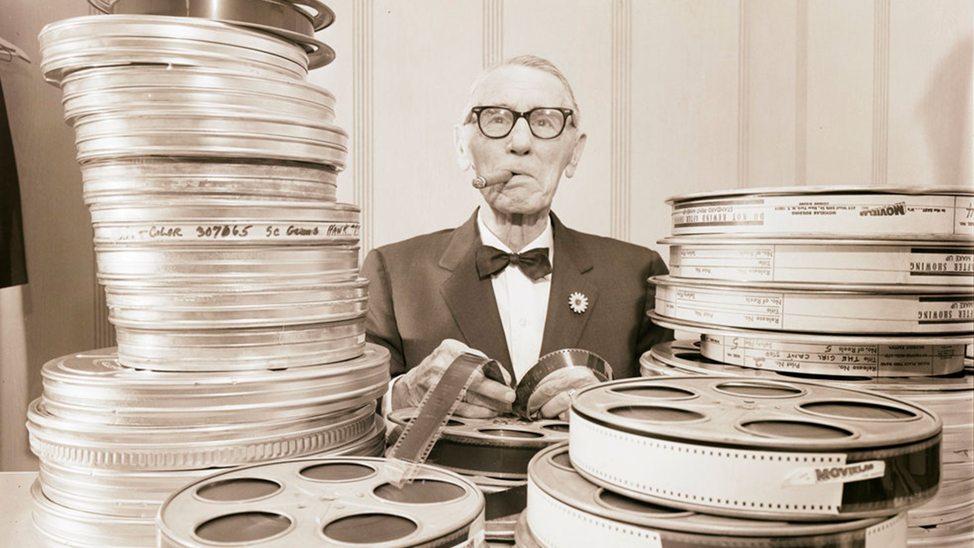 https://staging-parkway.mdfilmfest.com/wp-content/uploads/Sickies-Making-Films_Still_WEB_03.jpg